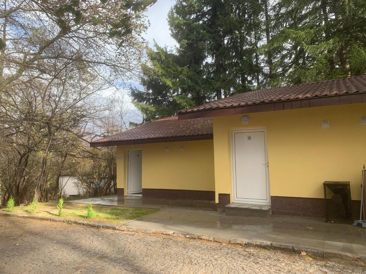 Мотел Тихия Кът Vladaya Exterior foto